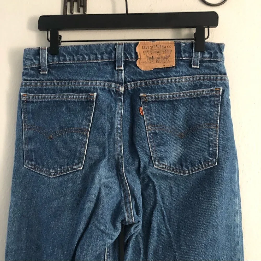 Vintage Levi’s 509 orange tag medium blue wash denim jeans size 33x31